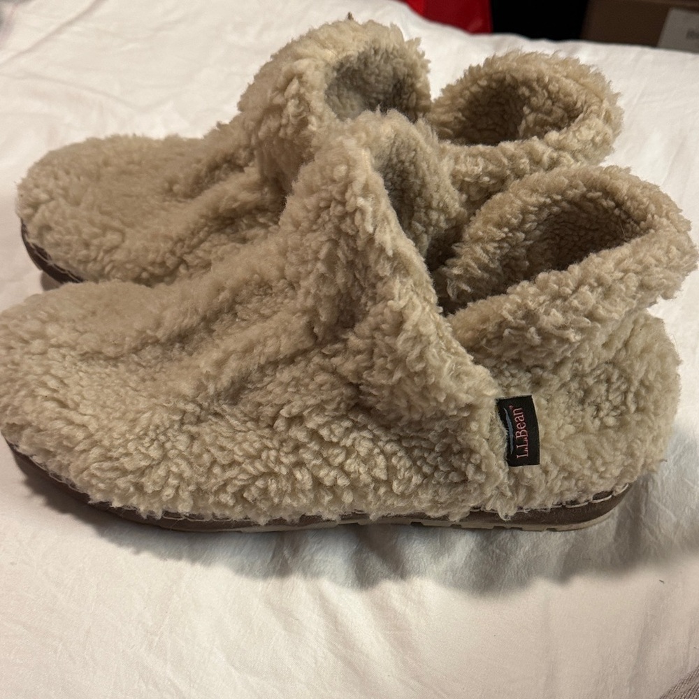 L.L. Bean Kids' Cozy Cream Slippers
